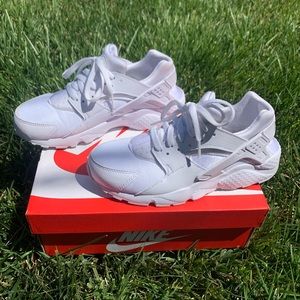 Nike Hurache Run (White)